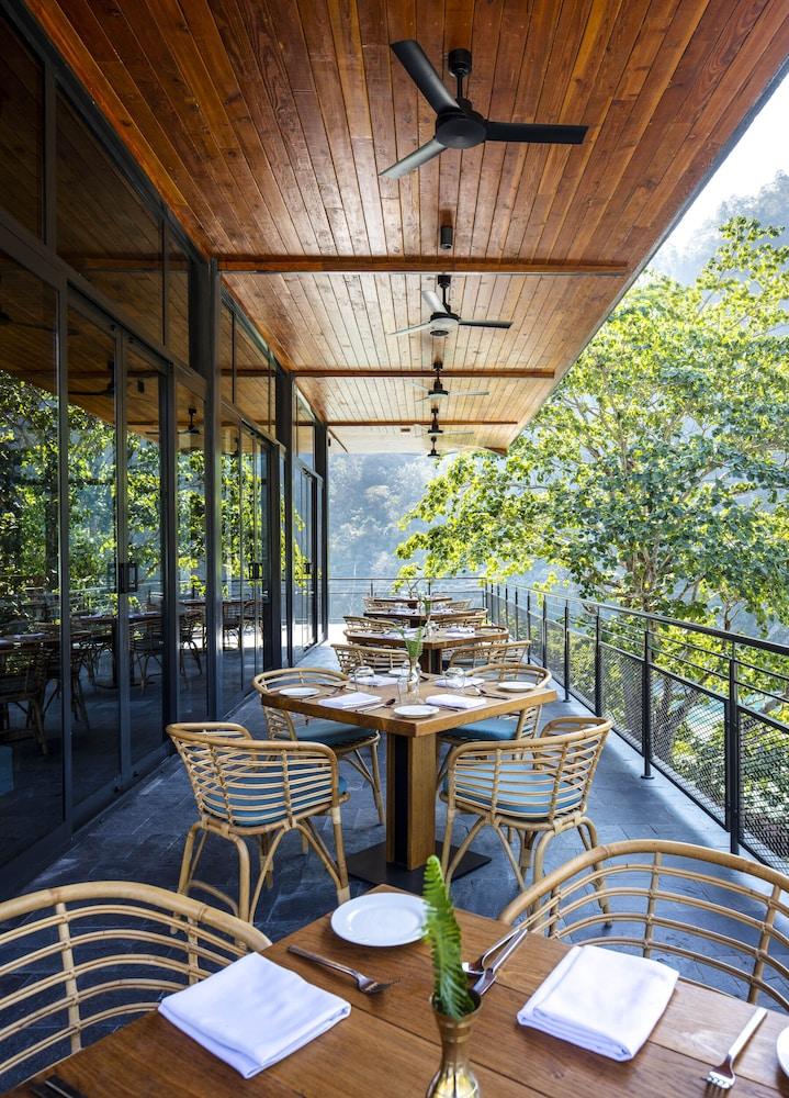 Taj Rishikesh Resort And Spa Dehradun Exteriör bild