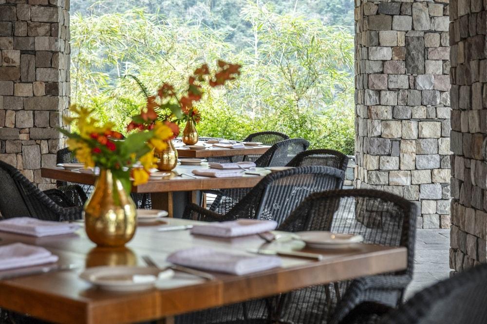 Taj Rishikesh Resort And Spa Dehradun Exteriör bild